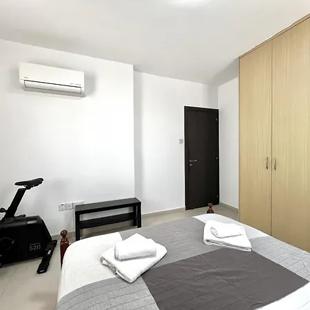 Sealine Appartement Larnaca