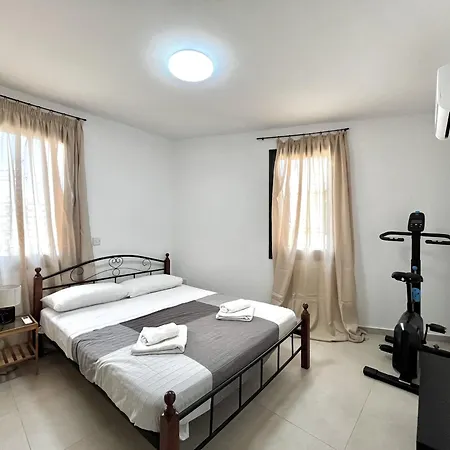 Sealine ラルナカ