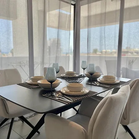 アパート Sealine ラルナカ