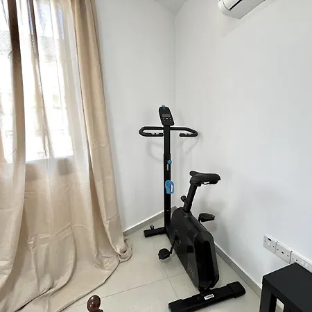 Sealine * Ларнака