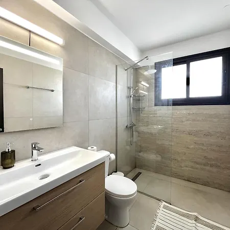 アパート Sealine ラルナカ